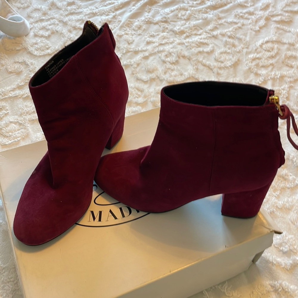 Steve Madden - Burgundy Suede Booties - Size 8